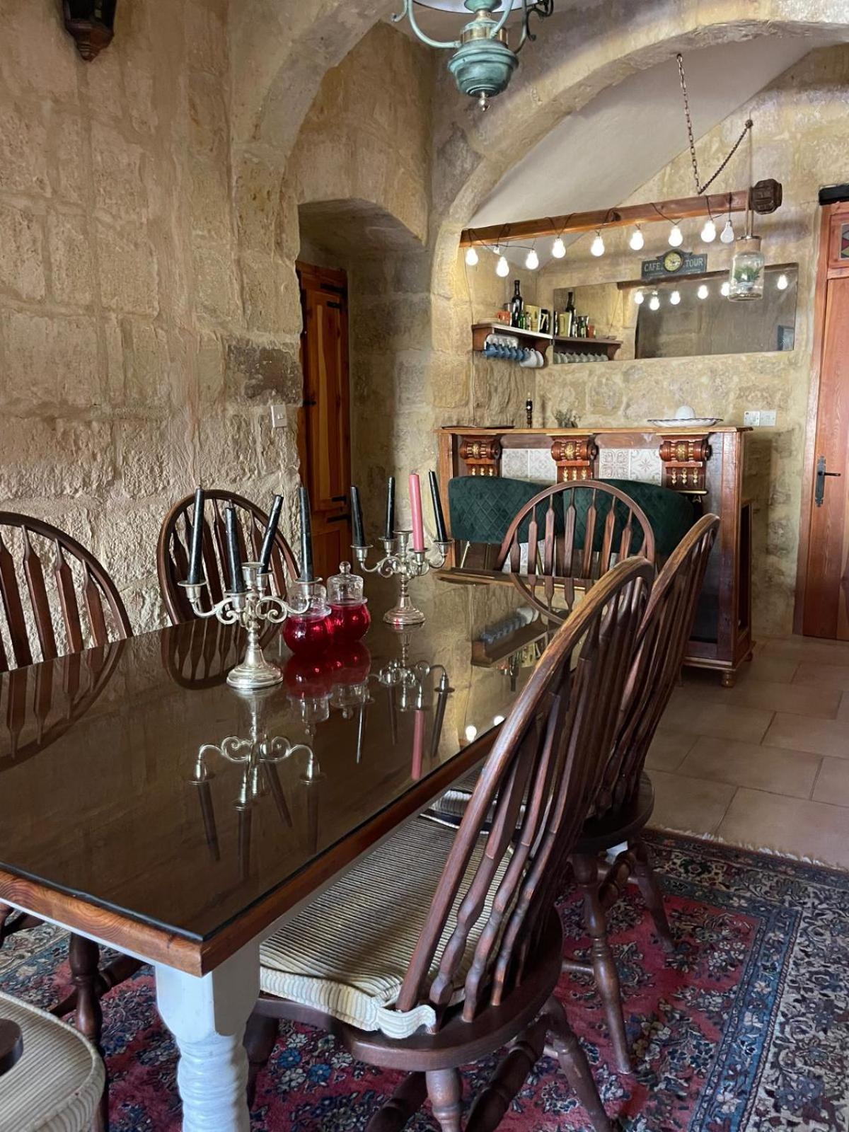 Għarb21 A别墅 外观 照片